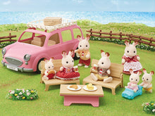 Load image into Gallery viewer, Calico Critters Family Picnic Van