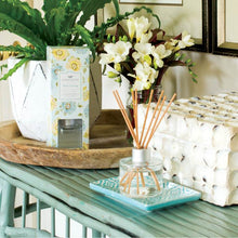 Load image into Gallery viewer, Bella Freesia Reed Diffuser