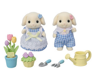 Calico Critters Blossom Gardening Set