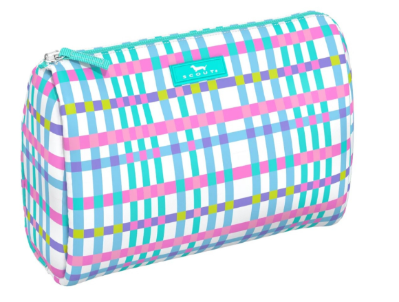 Pretty in Picnic - Packin’ Heat