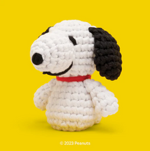 Load image into Gallery viewer, Woobles - Snoopy
