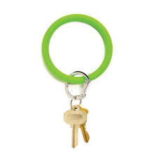Load image into Gallery viewer, Big O Silicone Key Ring - In The Grass
