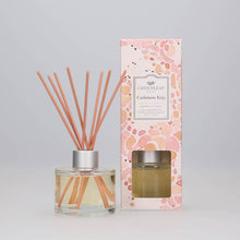 Load image into Gallery viewer, Cashmere Kiss Signature Reed Diffuser
